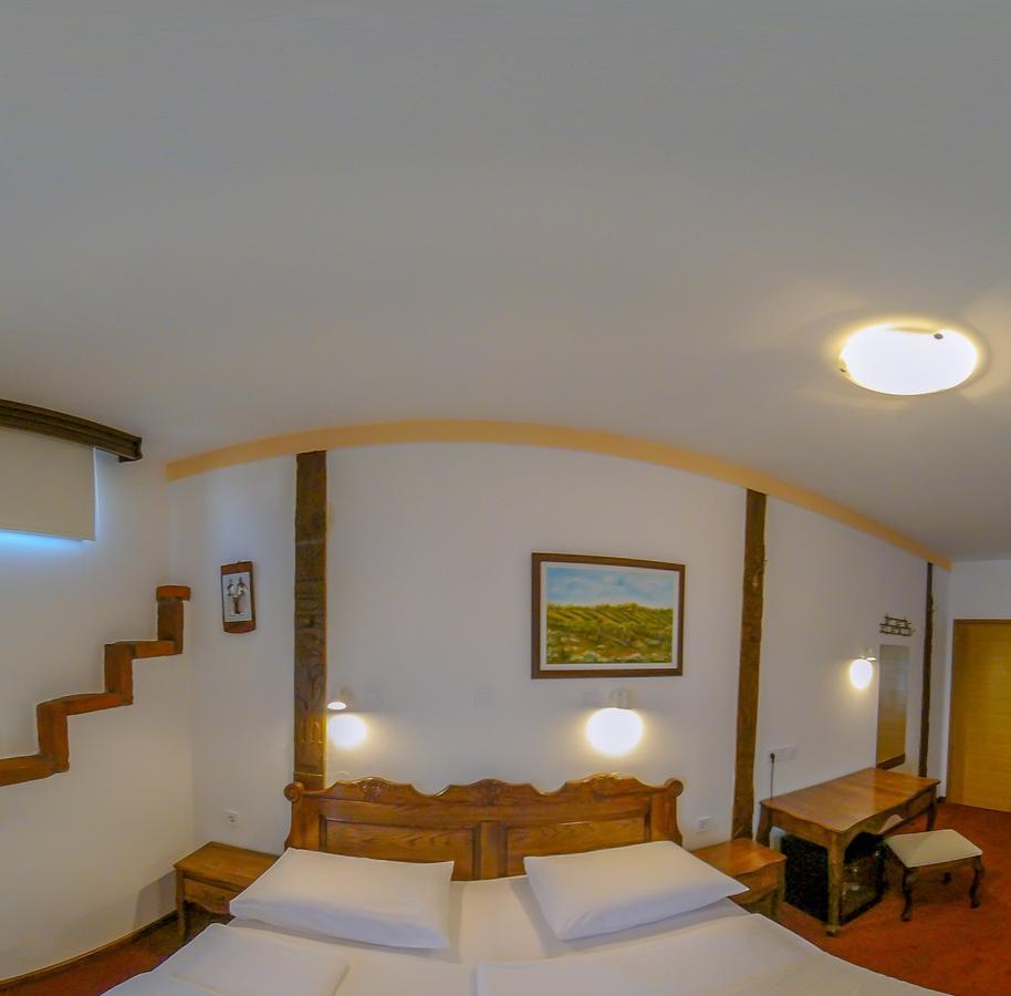 Hotel Garten Slavonski Brod Exterior foto